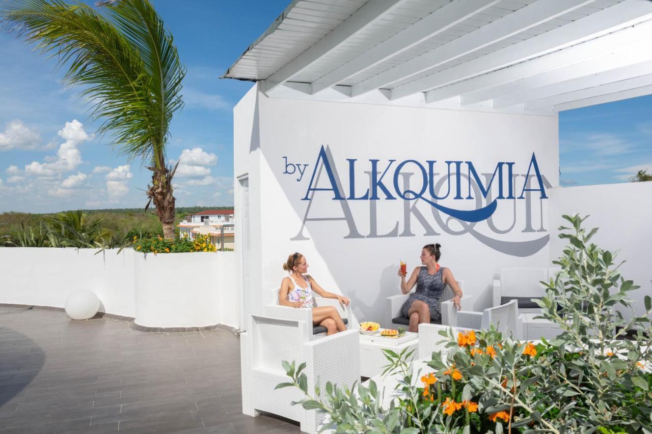 Alkquimia Hotel, Lounge And Bar Bayahibe Exterior photo